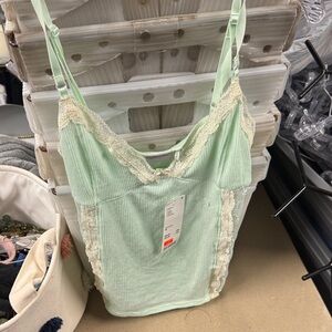 Urban outfitters out from under cami M // 121401